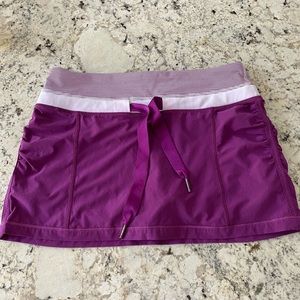 lululemon skirt size 4!